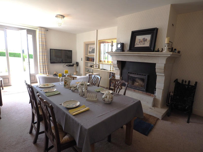 Maison - 400 m² - 14 pièces