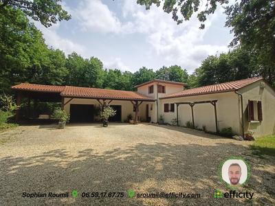 Maison - 145 m² - 5 pièces