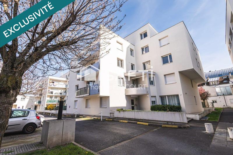 Appartement - 96 m² - 5 pièces
