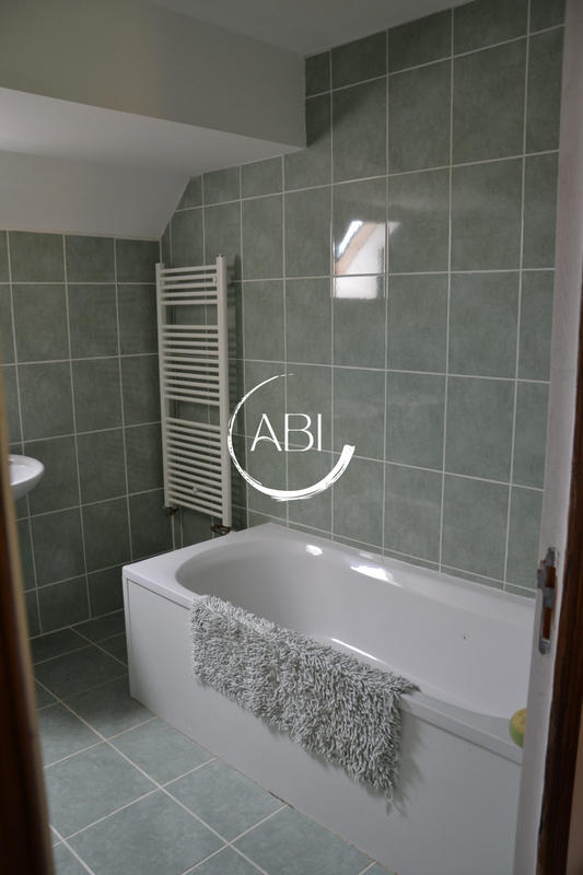 Maison - 185 m² - 6 pièces