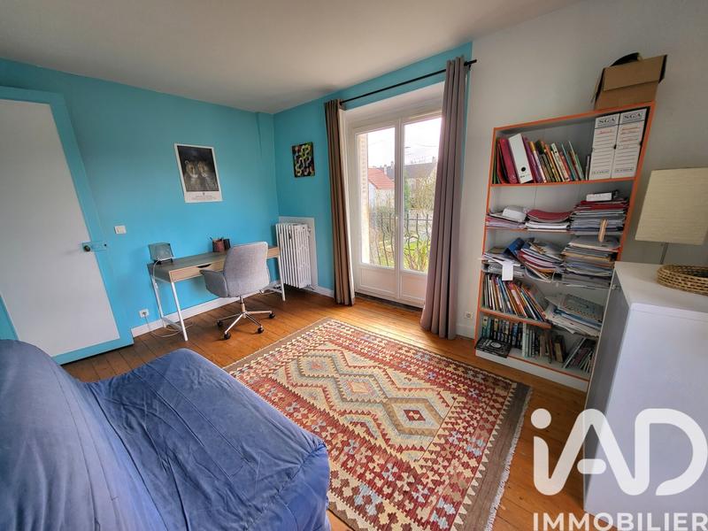 Maison - 185 m² - 7 pièces