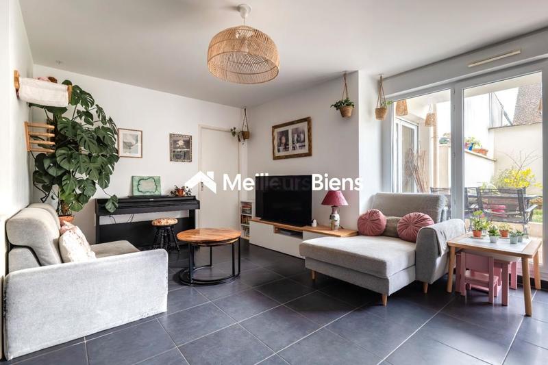 Appartement - 82 m² - 4 pièces