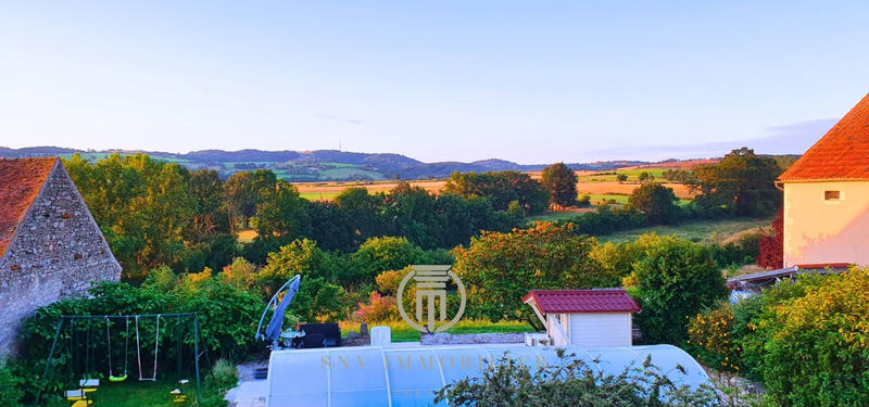 Maison - 191 m² - 7 pièces