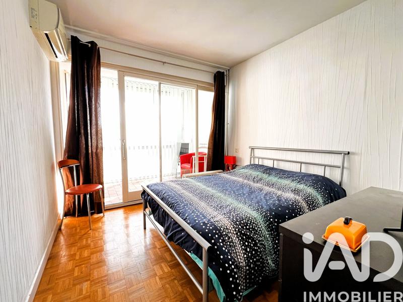 Appartement - 90 m² - 4 pièces