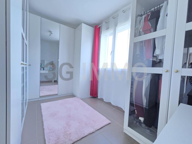 Villa - 152 m² - 6 pièces