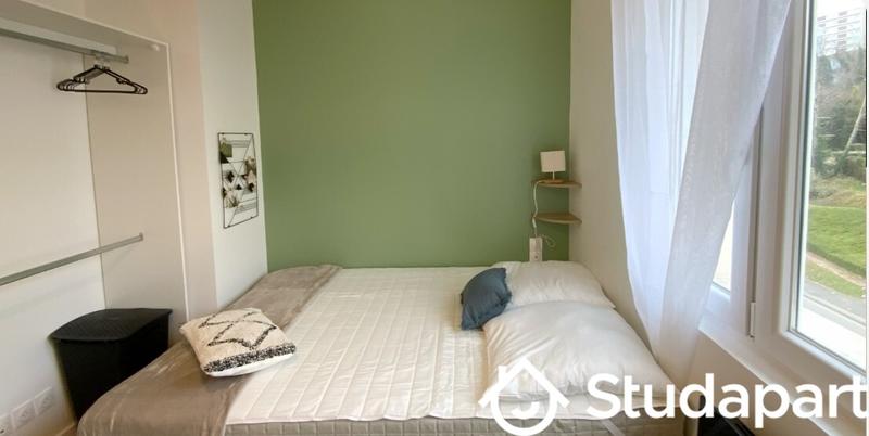 Chambre - 11 m² - 1 pièce