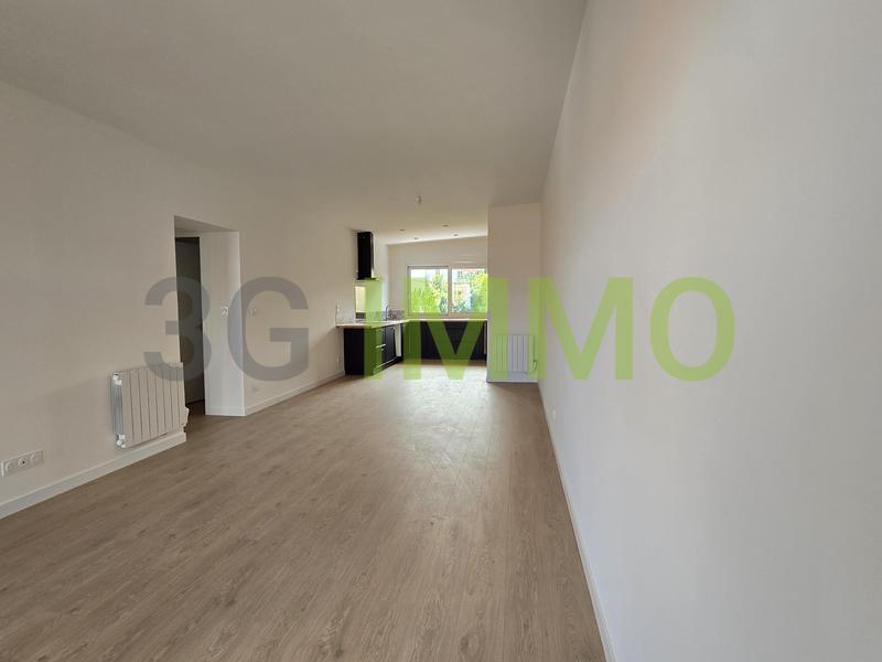Appartement - 90 m² - 4 pièces