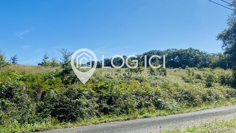 Terrain constructible - 1 818 m²