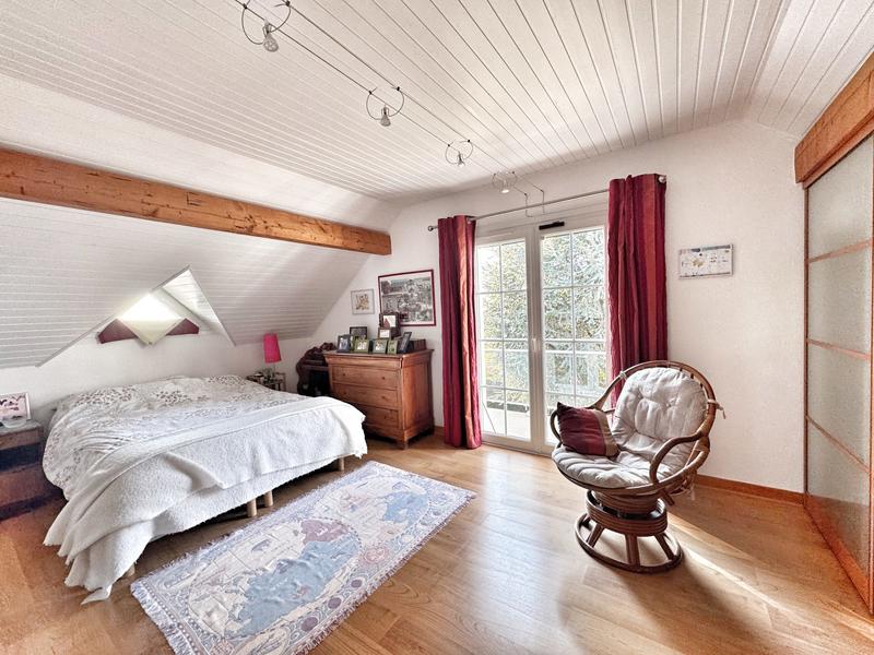 Maison - 200 m² - 5 pièces