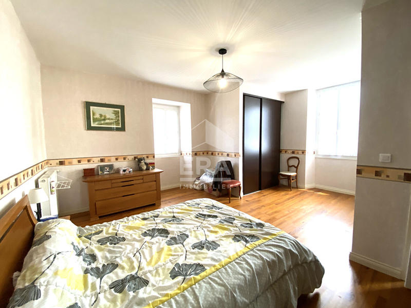 Maison - 125 m² - 4 pièces