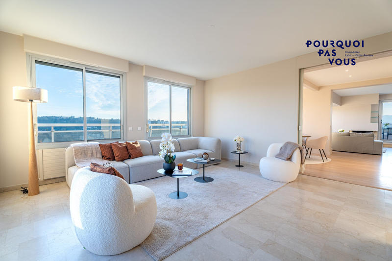 Appartement - 200 m² - 6 pièces