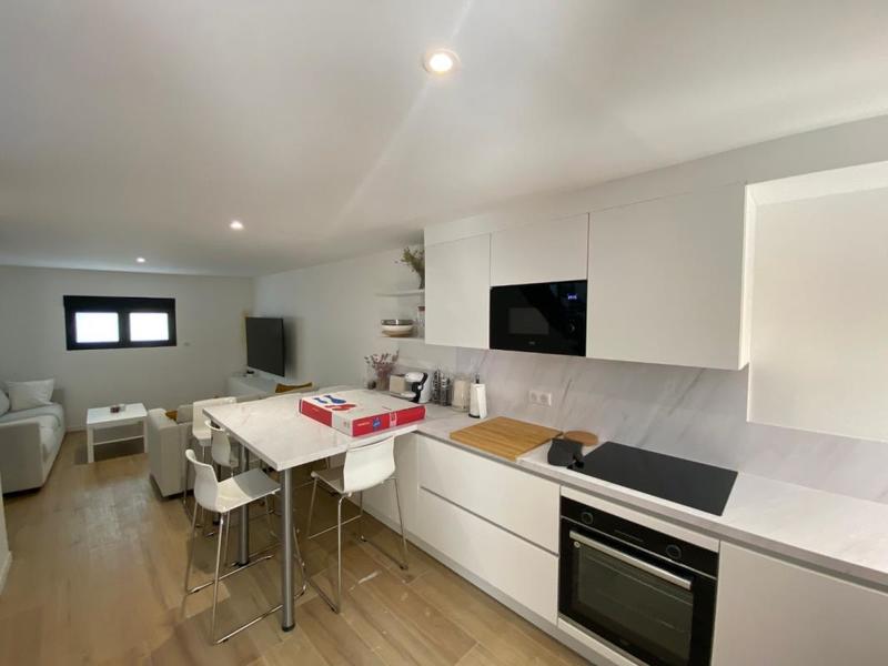 Chambre - 13 m² - 1 pièce