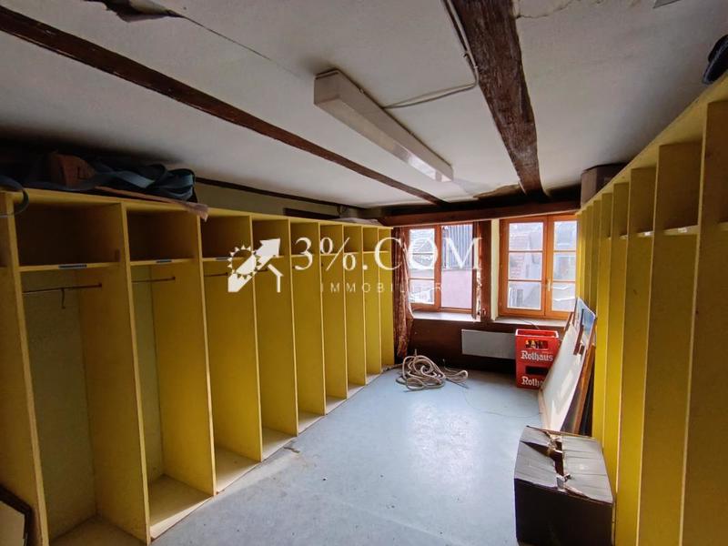 Maison - 180 m² - 5 pièces