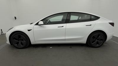 Tesla Model 3 Autonomie Standard Plus Rwd