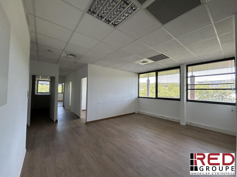 Bureau - 121 m²
