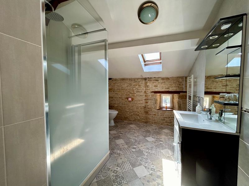 Maison - 177 m² - 11 pièces