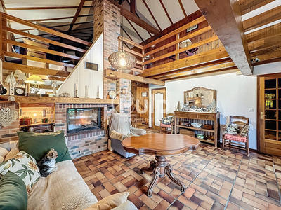 Maison - 248 m² - 13 pièces