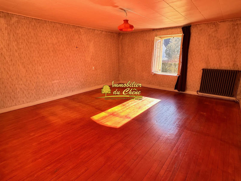 Maison - 250 m² - 10 pièces