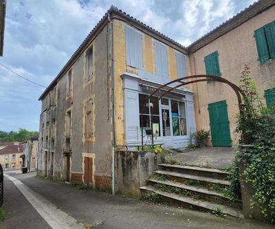 Immeuble - 318 m² - 9 pièces