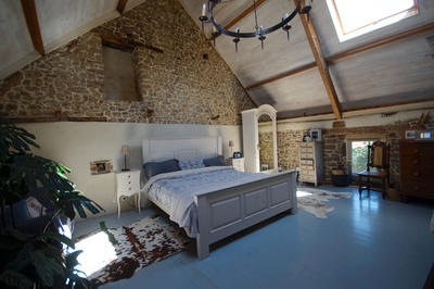 Maison - 237 m² - 8 pièces