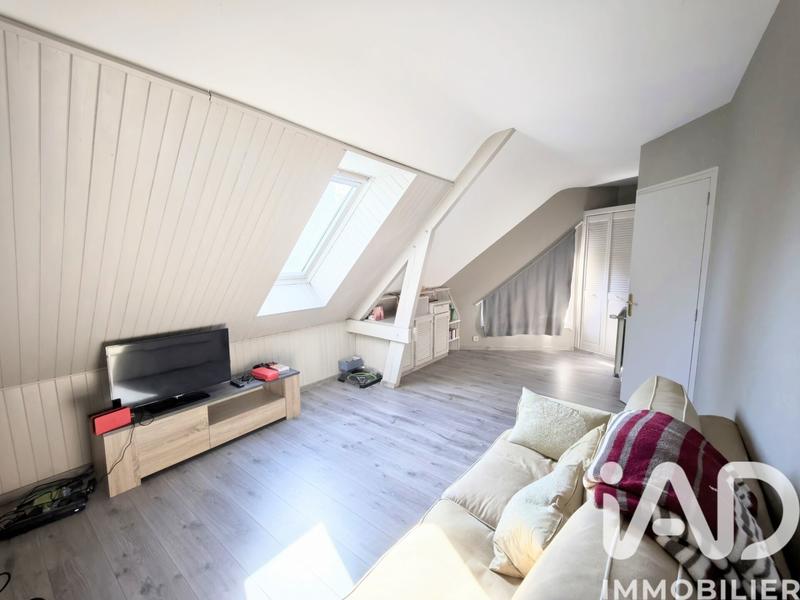 Maison de maîtres - 202 m² - 10 pièces