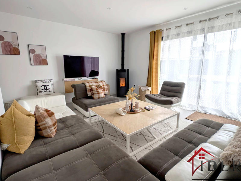 Maison - 130 m² - 4 pièces