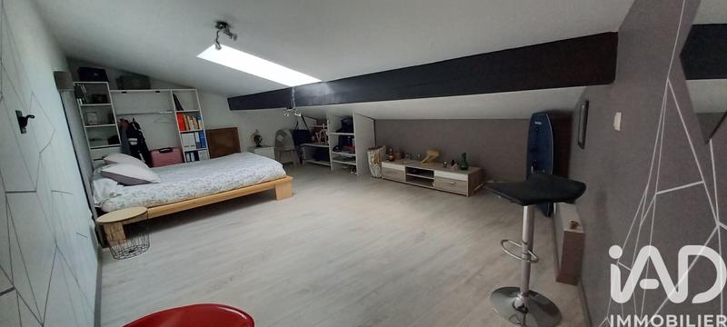 Maison - 283 m² - 5 pièces