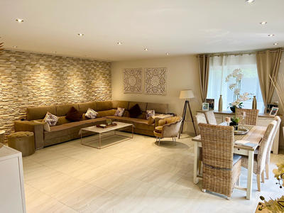 Villa - 220 m² - 7 pièces