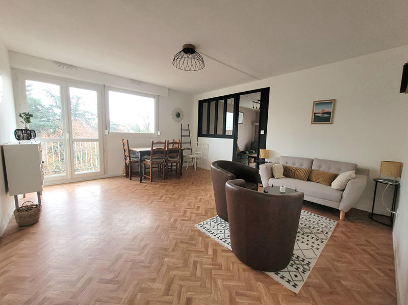 Appartement - 79 m² - 4 pièces