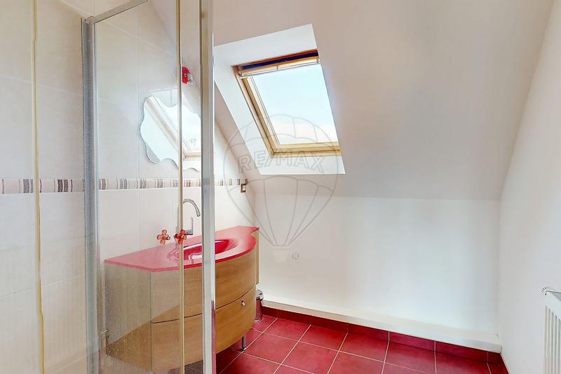 Maison - 170 m² - 7 pièces