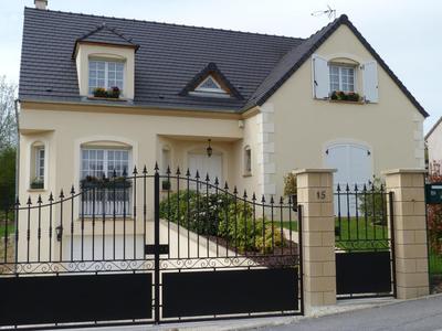 Maison - 110 m² - 5 pièces