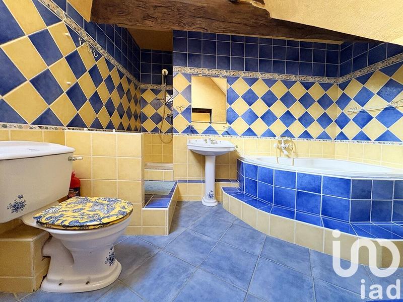 Maison - 292 m² - 7 pièces