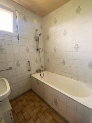 Maison - 80 m² - 5 pièces