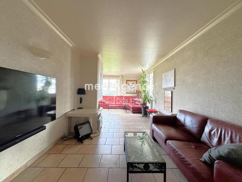 Maison - 110 m² - 6 pièces