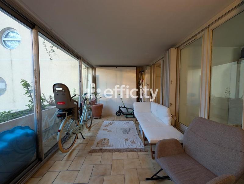 Appartement - 90 m² - 4 pièces