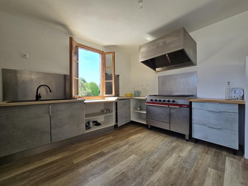 Maison - 144 m² - 7 pièces