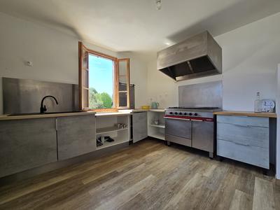 Maison - 144 m² - 7 pièces