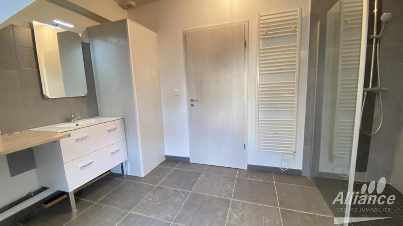 Appartement - 90 m² - 4 pièces