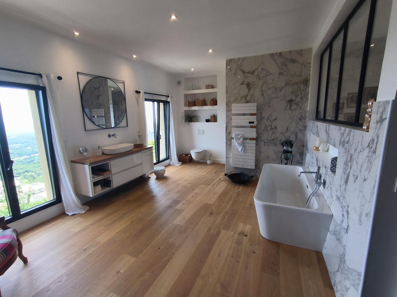 Villa - 400 m² - 4 pièces