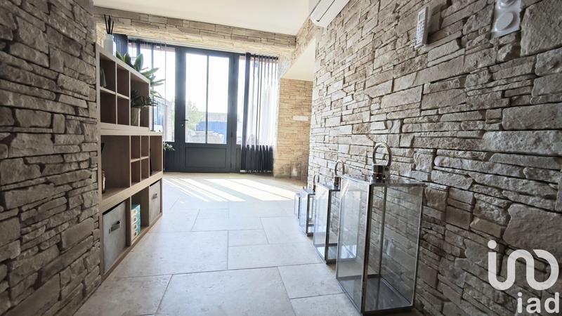 Maison - 240 m² - 10 pièces