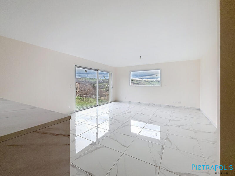 Villa - 102 m² - 5 pièces