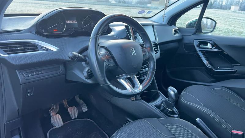 Peugeot 208 1.2 PureTech 110 Allure