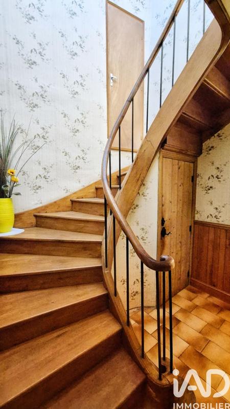 Maison - 196 m² - 5 pièces