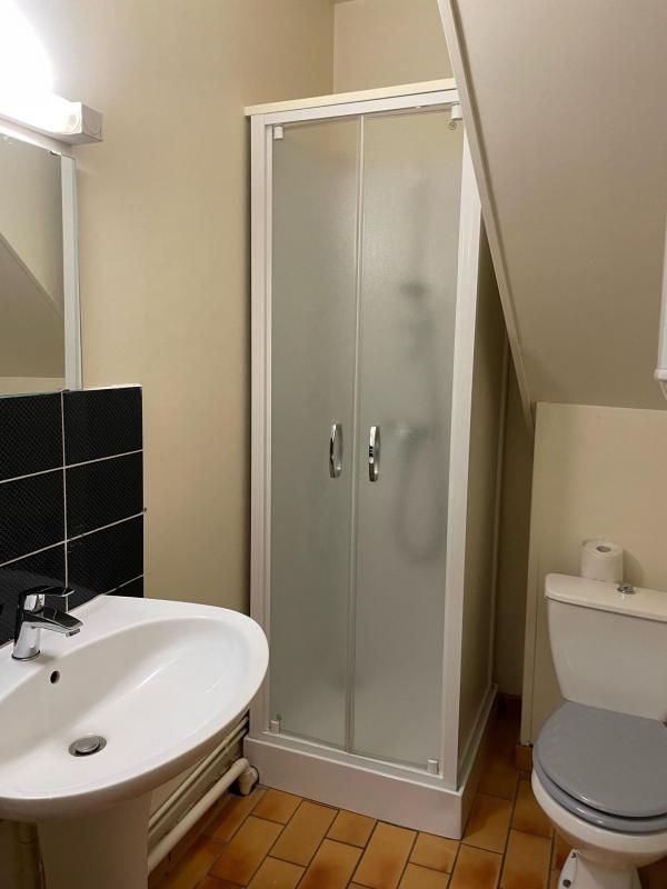 Studio - 30 m² - 1 pièce