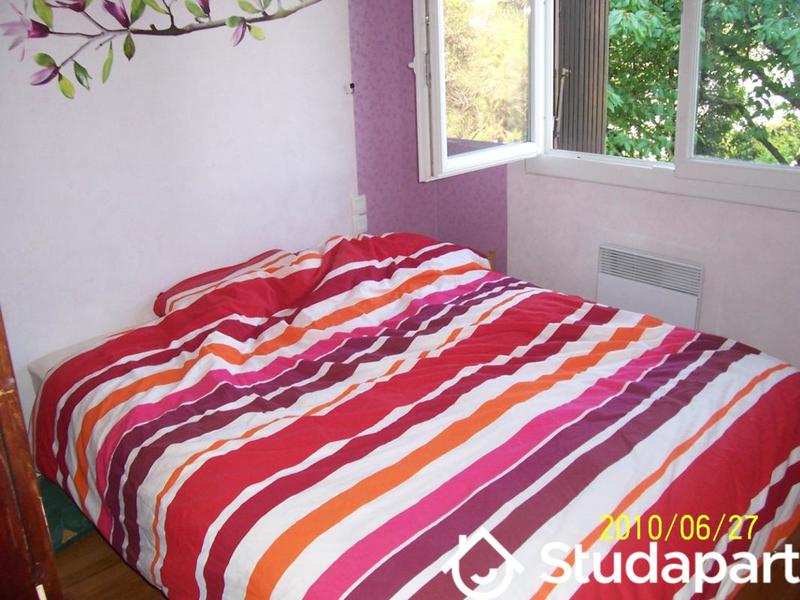 Chambre - 9 m² - 1 pièce