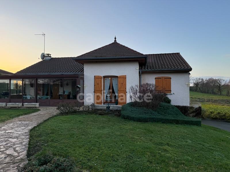 Maison - 98 m² - 4 pièces