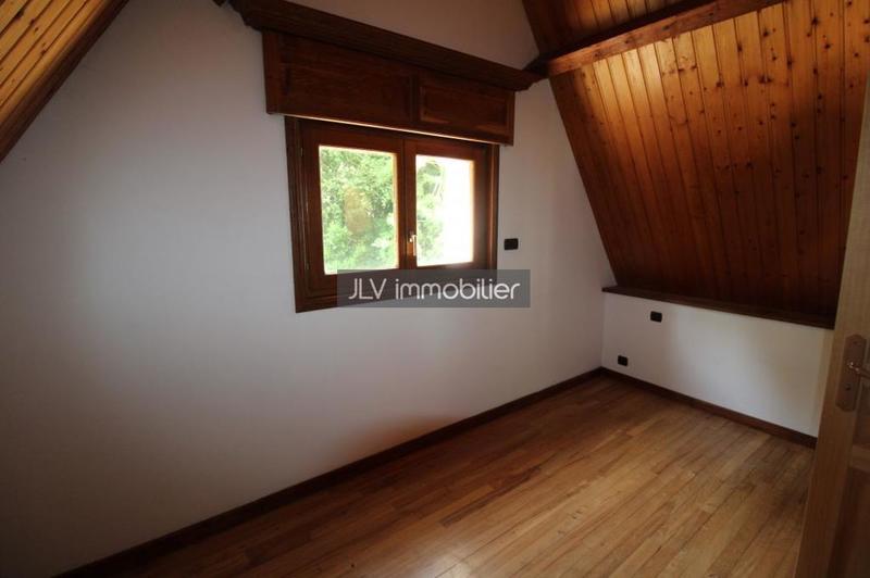 Maison - 105 m² - 4 pièces