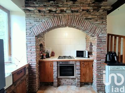 Maison - 200 m² - 3 pièces