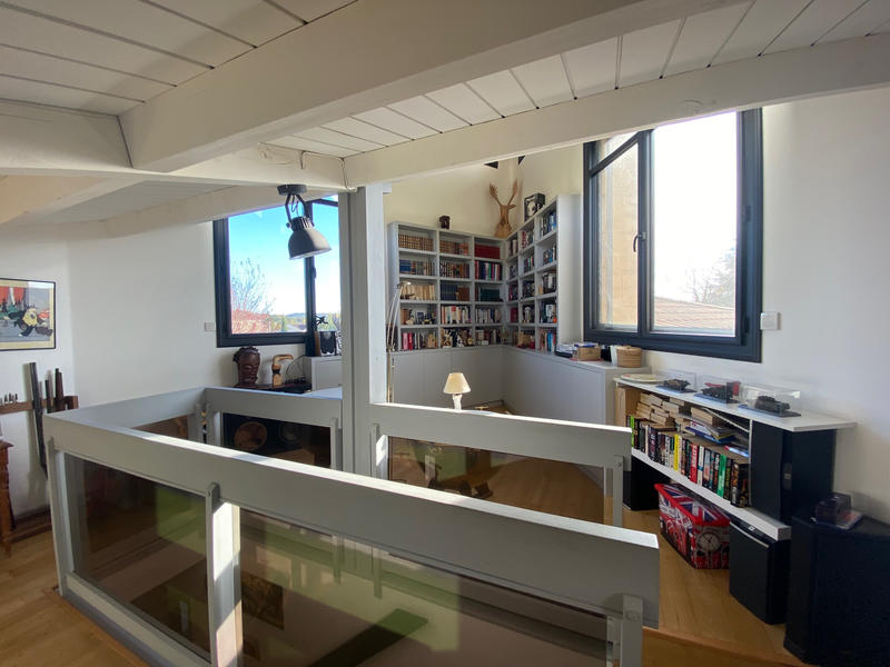 Maison - 202 m² - 7 pièces