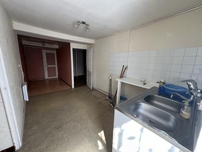 Maison - 189 m² - 8 pièces